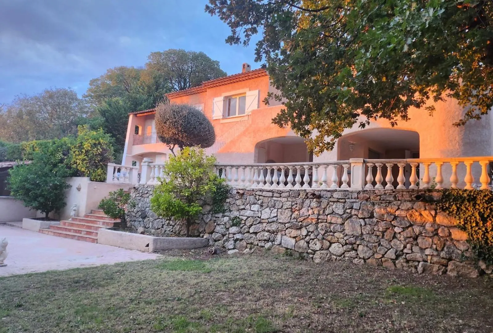 Rez De Villa , Beau Jardin Avec Piscine Draguignan Holiday home