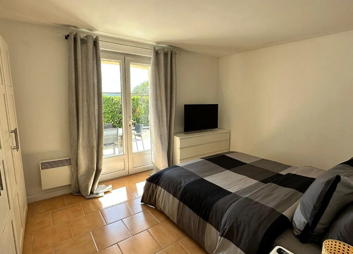 Holiday home Rez De Villa , Beau Jardin Avec Piscine Draguignan