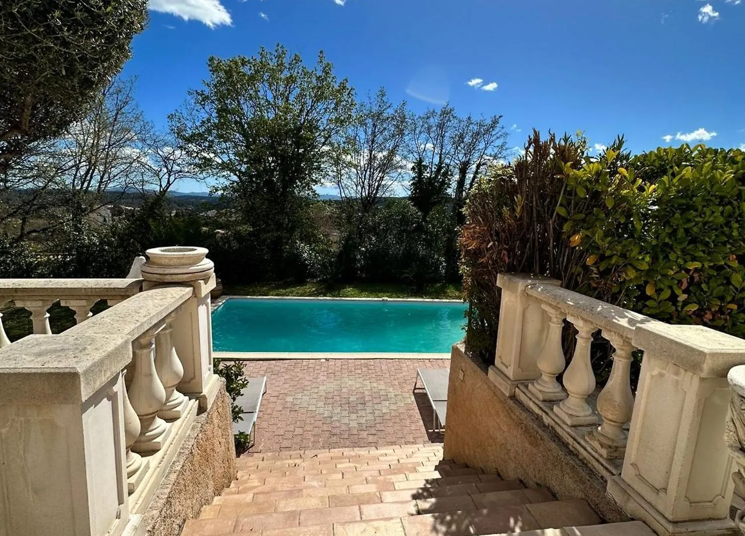 Rez De Villa , Beau Jardin Avec Piscine Draguignan France